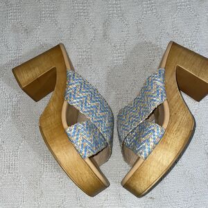 Avellini Women’s Heeled Slides Size 40 U.S. 9 M Blue Beige Fabric Outdoors Beach